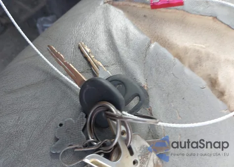 2001 Oldsmobile Alero Gls z USA, uszkodzony, nr VIN 1G3NF12E11C188174